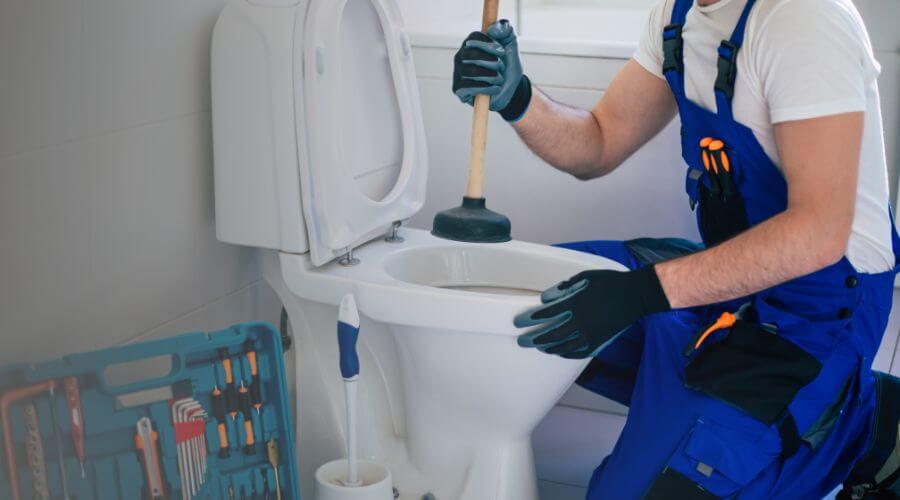 Professional expert plumbing services in Packwood, IA